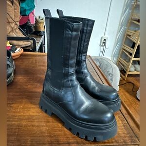 ALOHAS LEATHER ANKLE BOOTS